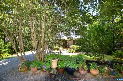 3 Watts Cir, Bybee VA  22963-2051 exterior