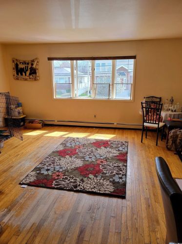 184 Crowell St, Floral Park, NY 11003-1703