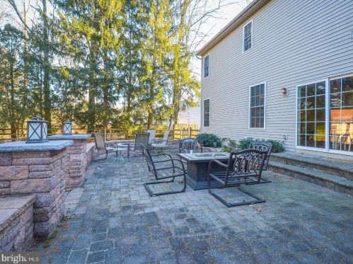 941 Bristol Rd, Southampton PA  18966-1359 exterior