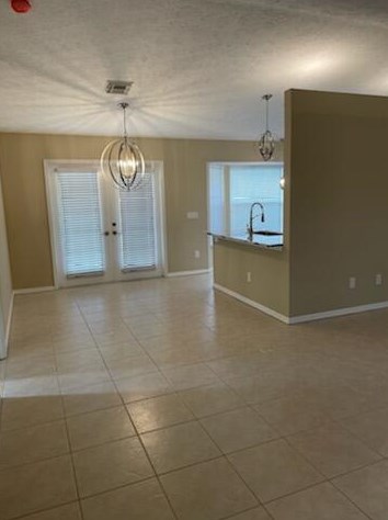 273 Grove Ave, Fort Pierce, FL 34983-3017