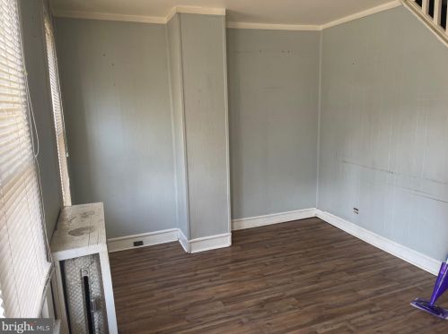 305 Morris St, Gloucester NJ  08030-1448 exterior