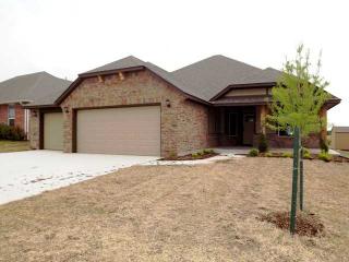 679 12th St, Oklahoma City, OK 73160-5847