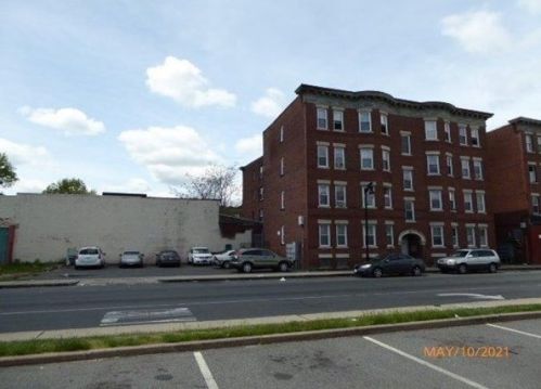 12 Hancock St, Springfield MA  01109-4311 exterior