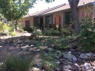 1287 Mountain View Dr, Cottonwood, AZ 86326-4854