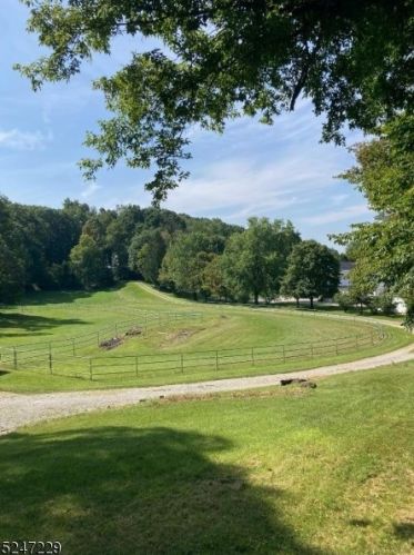 55 Hunts School Rd, Fredon NJ  07860-5405 exterior