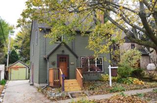 11 Farley Ave, Madison, WI 53705-3702