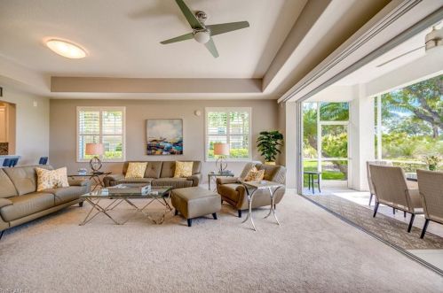 3099 Lancaster Dr, Naples, FL 34105-6677
