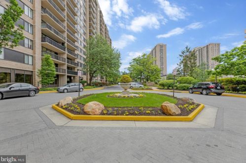 3713 George Mason Dr, Falls Church VA  22041-3761 exterior