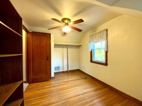 2699 Lenz Ave, Ambridge PA  15003-1447 exterior