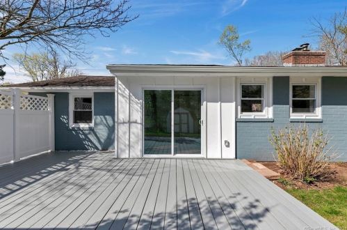 86 Woodland Dr, Northford CT  06472-1210 exterior