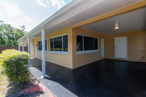 5476 Lk Le Clare Rd, Lutz FL  33558-8013 exterior