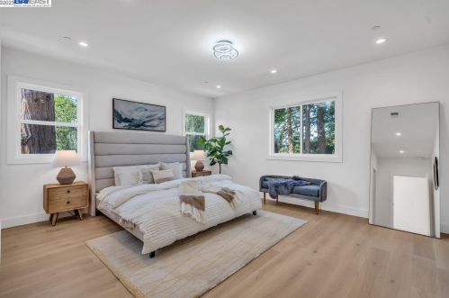 19525 Forest Ave, Hayward CA  94546-3519 exterior