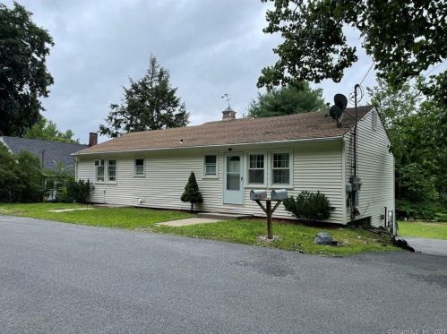 171 Yale St, Waterbury, CT 06704-1574