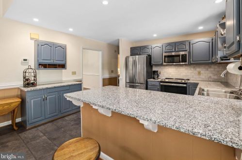 1123 Eastover Pkwy, Locust Grove VA  22508-5176 exterior