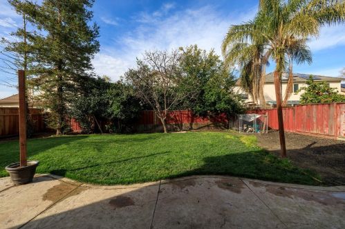 2135 Canyon Creek Ct, Newman CA  exterior