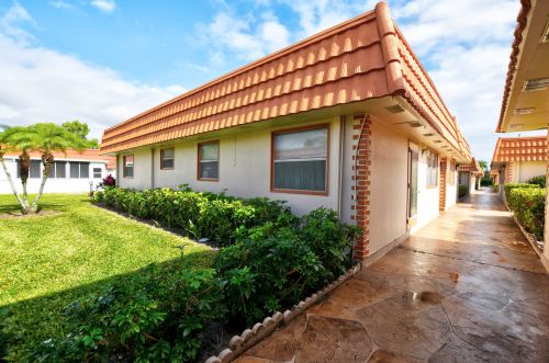 36 Seville B, Delray Beach, FL 33446-2111