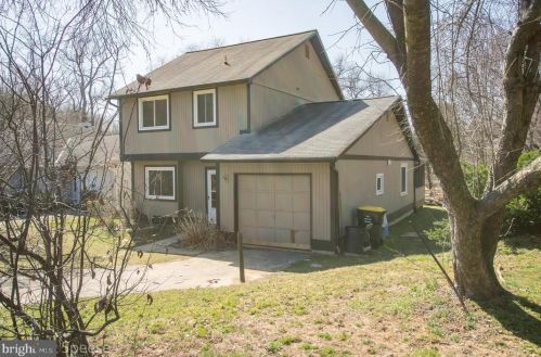 1214 Creagh Knoll Ln, Downingtown, PA 19335-3834