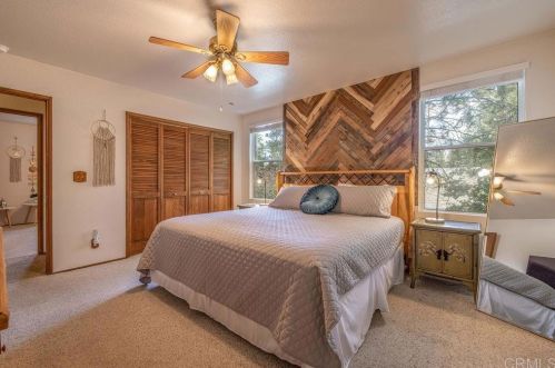 552 Division Dr, Big Bear City CA  92314-9649 exterior