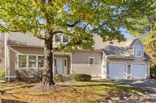16 Chatsworth Rd, Granby, CT 06035-2420