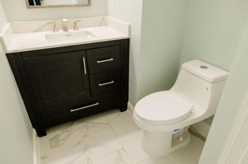 10 Woodward Rd, Lincoln RI  02865-4917 exterior