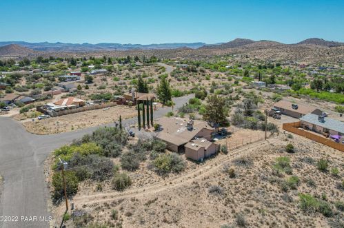 16436 Black Mountain Rd, Bensch Ranch, AZ 86333-2606