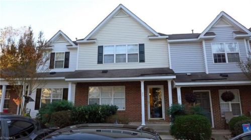 23 Sidney Marie Ct, Greensboro, NC 27407-6473