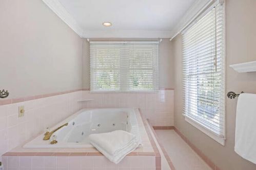 1580 Aztec Ln, Mount Pleasant SC 29464 exterior