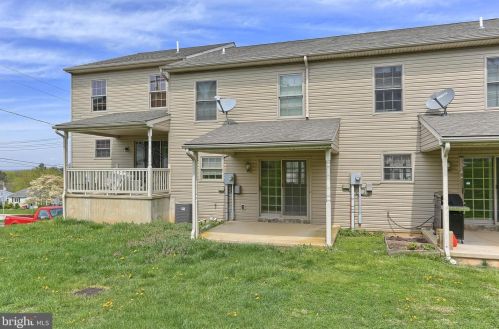 343 Atlantic Ave, Red Lion PA  17356-1509 exterior