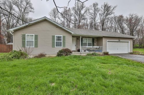 4503 Schoolhouse Rd, Stonelick, OH 45103-1005