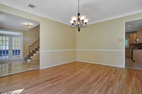 4 Gloede Ct, Parsippany NJ  07054-4363 exterior
