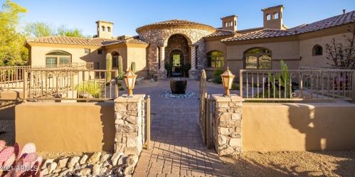 14263 Coyote Rd, Scottsdale, AZ 85259-3788
