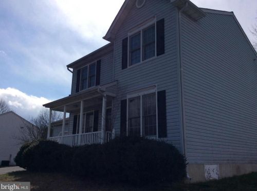 8712 Oldham Rd, Fredericksburg VA  22408-8757 exterior