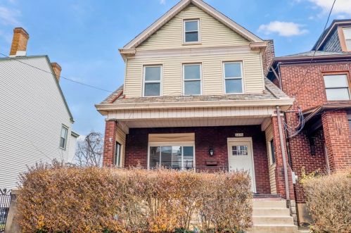 1376 Herman St, Pittsburgh, PA 15212-4321