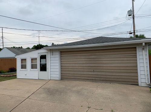 2000 33rd St, Kenosha, WI 53140-5220