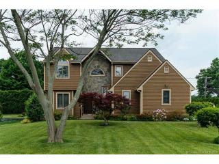 581 Ridge Rd, Hartford, CT 06109-2633