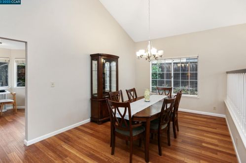 6325 Mt Olympus Dr, Hayward CA 94552-1935 exterior