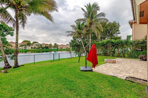 13040 52nd St, Hollywood FL  33027-5453 exterior