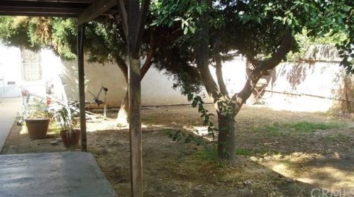 2944 6 St, Riverside CA 92501-0916 exterior