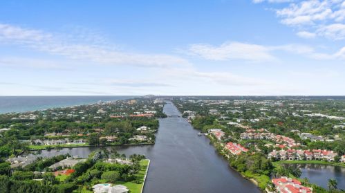 1061 Kokomo Key Ln, Delray Beach FL  33483-6035 exterior
