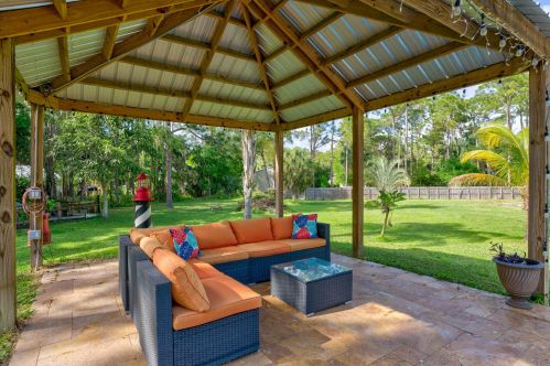 10455 151st Ln, Jupiter, FL 33478-6869