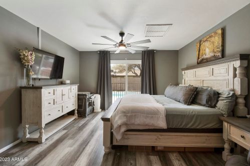 5525 Turquoise Ave, Glendale AZ 85302-1037 exterior