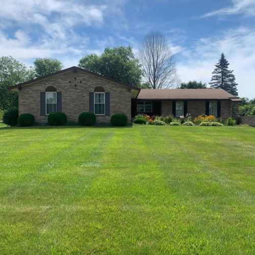 920 Mitchell Rd, Wilmington, OH 45177-8524