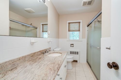 9 Doris Ct, Northport NY  11768-2000 exterior