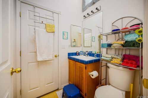 22721 Old Elsinore Rd, Perris CA  92570-8508 exterior