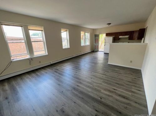 985 Bank St, Waterbury CT  06708-3836 exterior