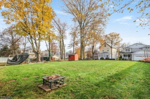112 Clay Ave, Roselle Park NJ  07204-2008 exterior