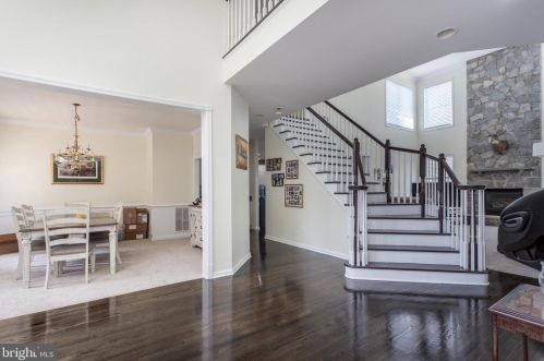 5800 Serengeti Ct, Haymarket VA  20169-3200 exterior