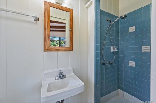 2221 Amokemoke St, Pearl City HI  96782-1350 exterior