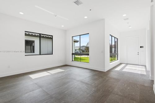 17636 45th Ave, Hollywood FL  33029 exterior