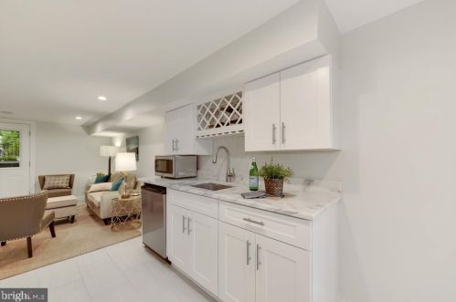 308 Rhode Island Ave, Washington DC  20001-1827 exterior